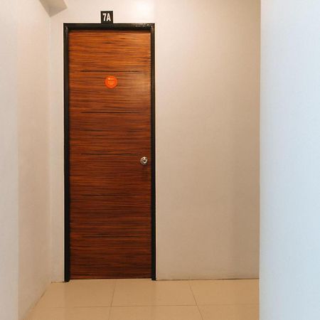 Reddoorz Near Quiapo Church מנילה מראה חיצוני תמונה
