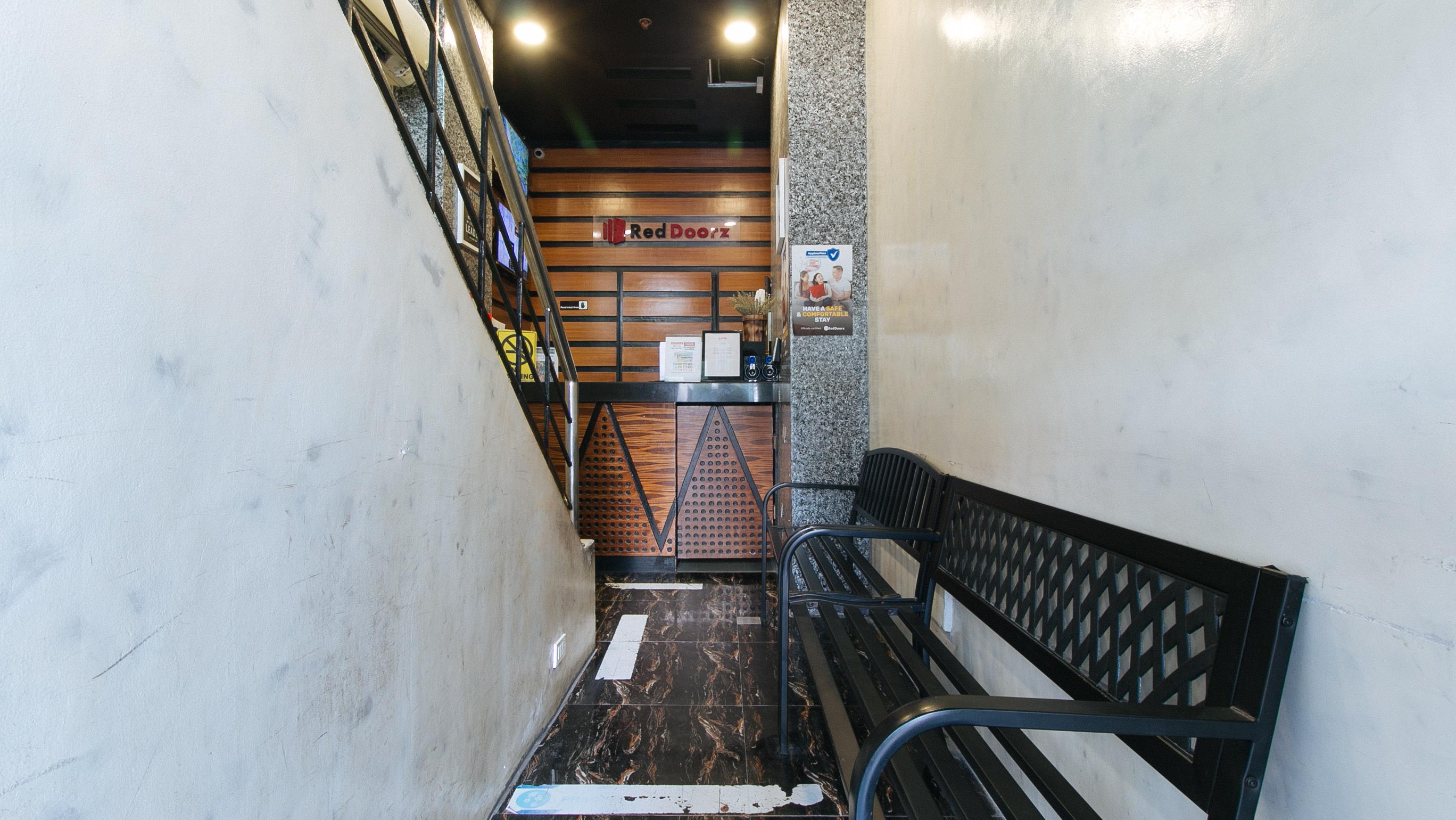 Reddoorz Near Quiapo Church מנילה מראה חיצוני תמונה