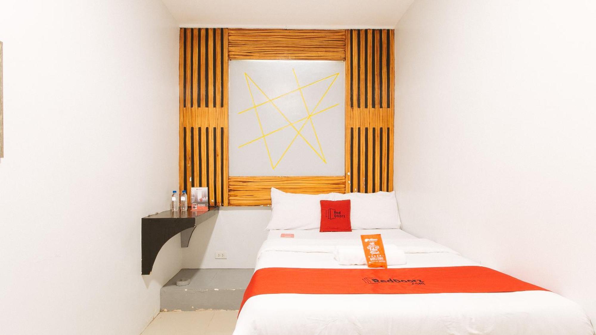 Reddoorz Near Quiapo Church מנילה מראה חיצוני תמונה