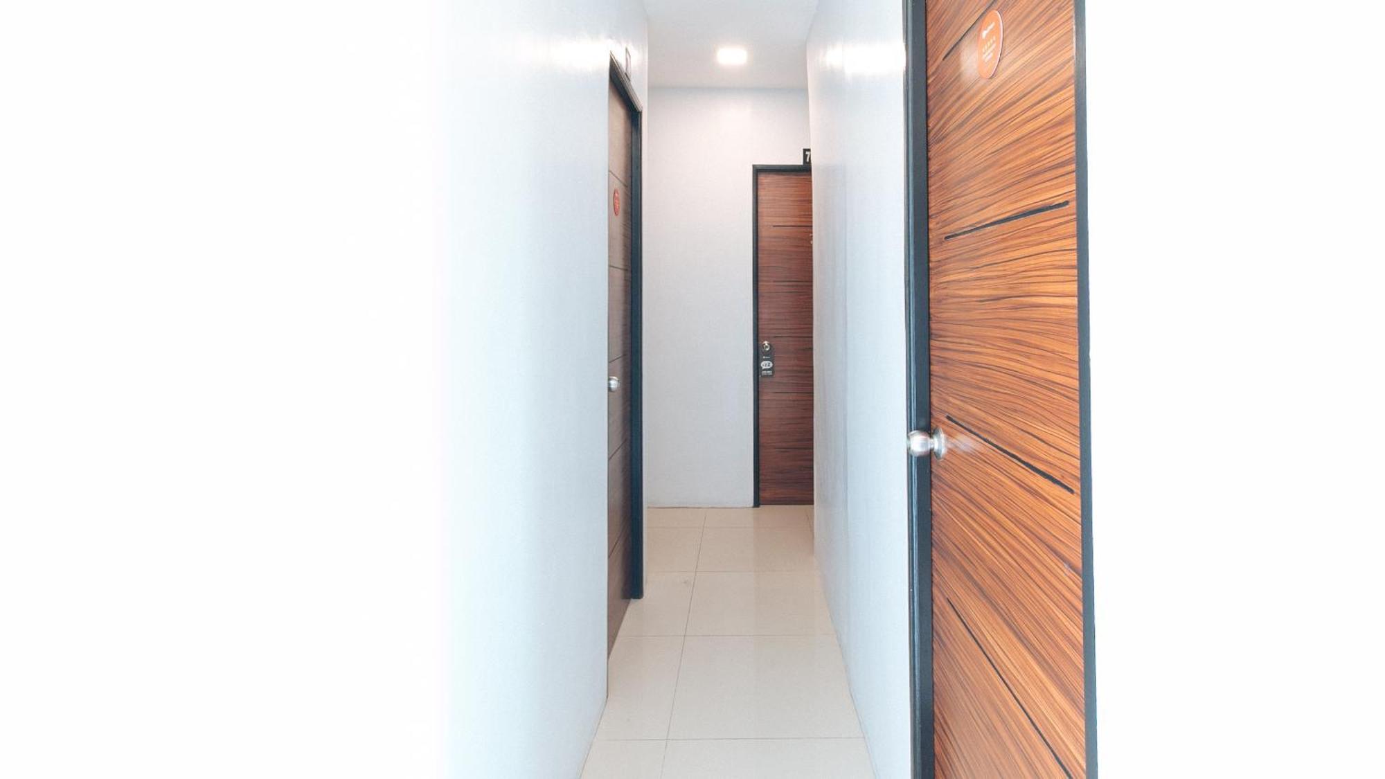 Reddoorz Near Quiapo Church מנילה מראה חיצוני תמונה